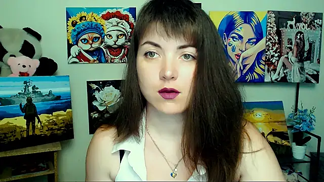 Snapshot of Darina_M_ chatting on June 9, 4:35 am Darina M online show from June 9, 4:35 am