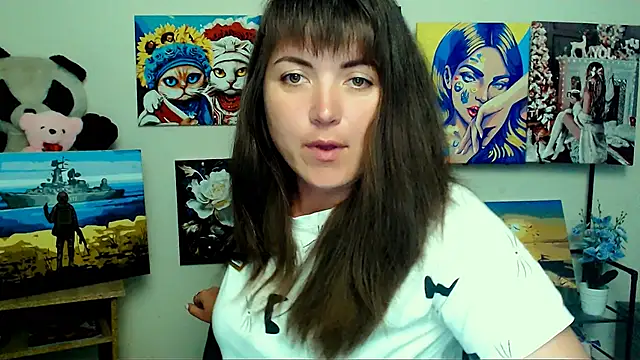 Snapshot of Darina_M_ chatting on June 18, 4:44 am Darina M online show from June 18, 4:44 am