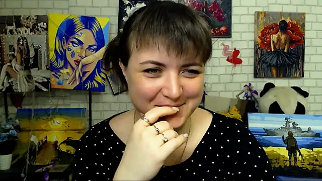 Darina M  online show from April 1, 4:47 am