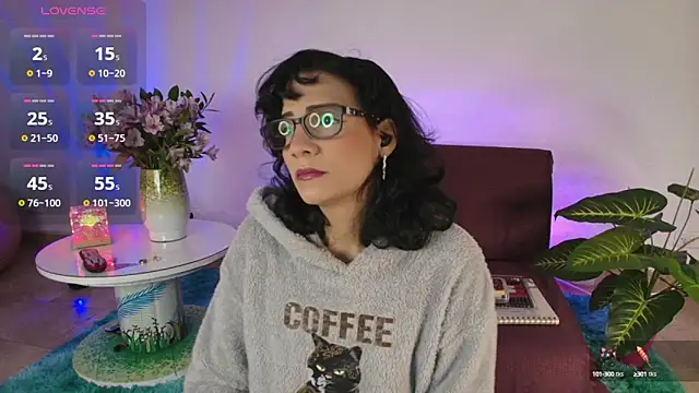 Elliee  online show from March 8, 1:14 pm