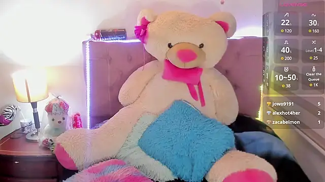  EmiRhodes online show from March 18, 1:46 am