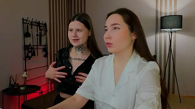 domDani subMay online show from March 6, 9:03 am