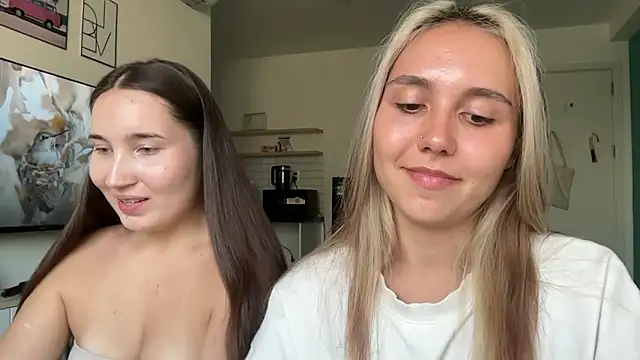 domDani subMay online show from March 22, 10:17 am