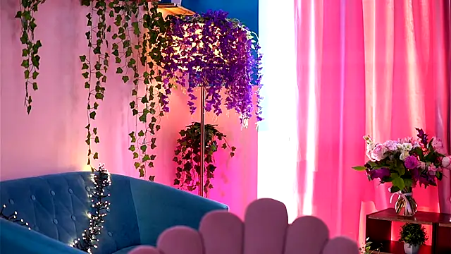 TheAyana online show from October 19, 9:34 am