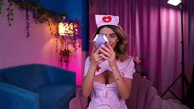 TheAyana online show from September 18, 6:22 pm