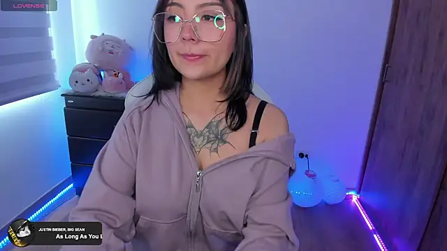 Hannya moon online show from October 15, 4:48 pm