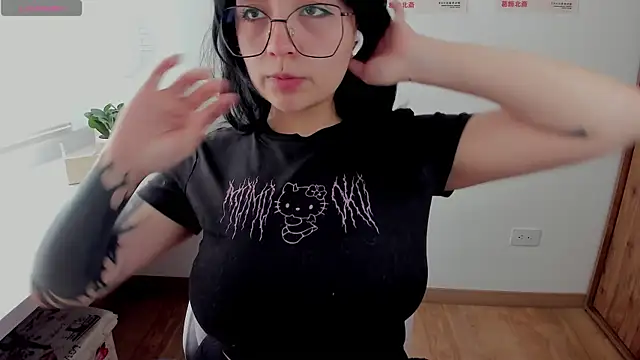 Hannya moon online show from July 23, 5:09 pm