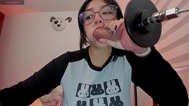 Hannya moon online show from June 20, 4:12 pm