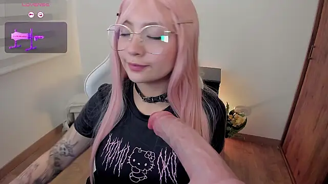 Hannya moon online show from February 6, 5:42 pm