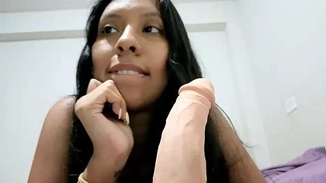 melody2429 online show from February 7, 1:24 am