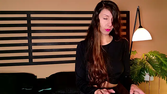Snapshot of luna_willians chatting on June 20, 1:27 pm luna willians online show from June 20, 1:27 pm