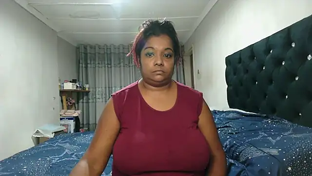 Indianmayaxoxo online show from October 13, 3:35 pm