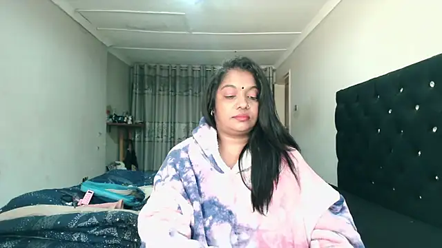 Indianmayaxoxo online show from June 1, 6:57 am