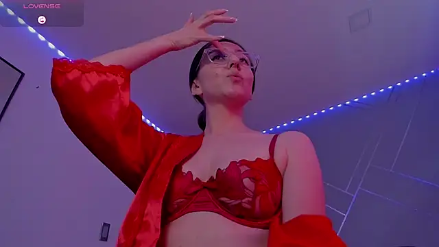 Snapshot of Ich_Bin_Julia chatting on February 1, 3:50 pm Ich Bin Julia online show from February 1, 3:50 pm