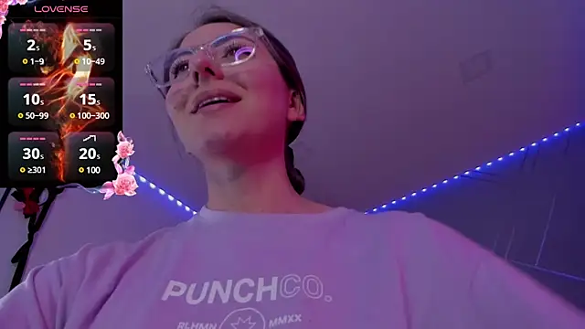 Snapshot of Ich_Bin_Julia chatting on January 2, 3:51 pm Ich Bin Julia online show from January 2, 3:51 pm