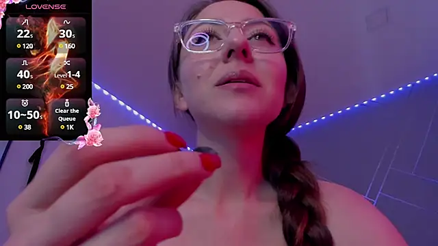 Snapshot of Ich_Bin_Julia chatting on January 8, 5:05 pm Ich Bin Julia online show from January 8, 5:05 pm