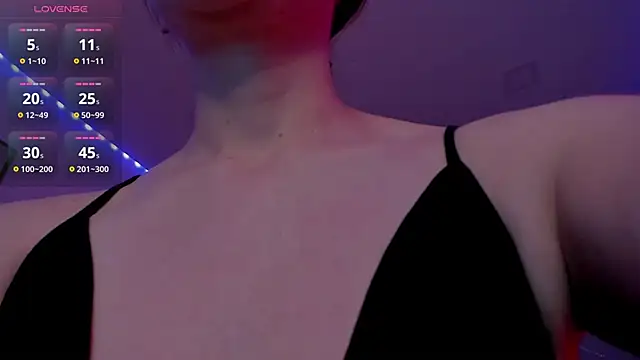 Snapshot of Ich_Bin_Julia chatting on January 28, 5:46 pm Ich Bin Julia online show from January 28, 5:46 pm