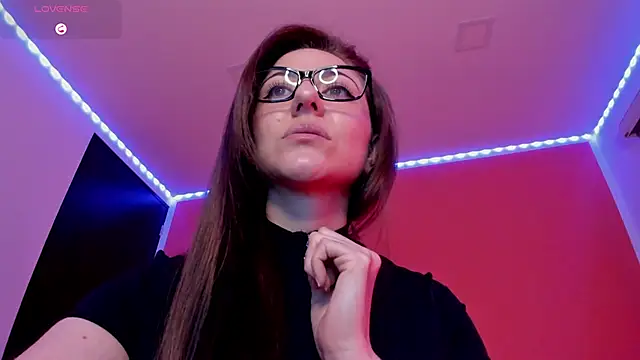 Ich Bin Julia online show from May 28, 9:49 am