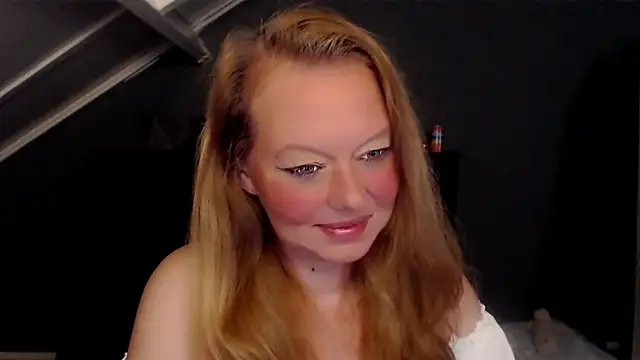 roxanna24 online show from May 16, 9:14 pm