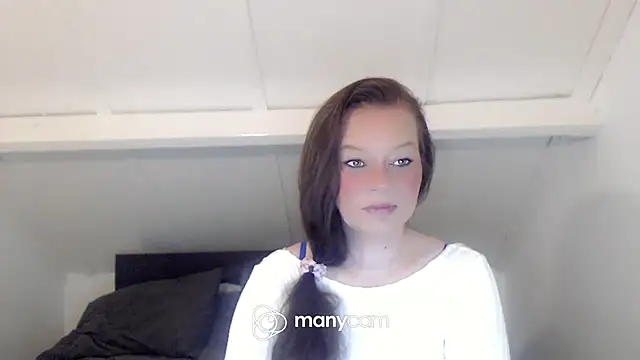 roxanna24 online show from February 22, 7:04 pm