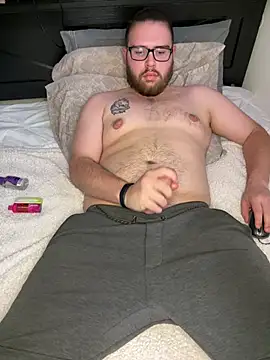 Snapshot of Comfortable_Bite chatting on January 13, 11:52 pm Comfortable Bite online show from January 13, 11:52 pm