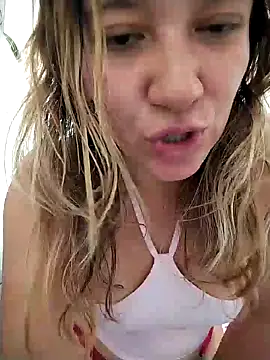 Snapshot of ELEKTRA_LUXURY chatting on February 13, 3:56 pm ELEKTRA LUXURY online show from February 13, 3:56 pm