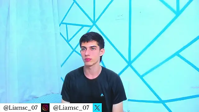 liam scott77 online show from February 4, 1:55 am