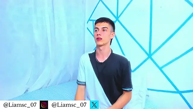 liam scott77 online show from December 22, 11:27 pm