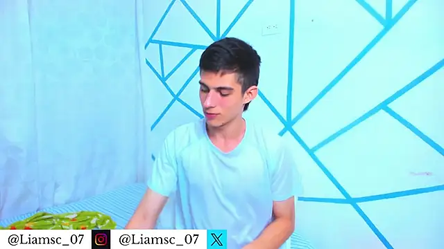 liam scott77 online show from January 8, 11:33 pm