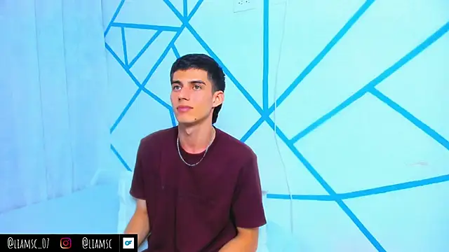 Snapshot of liam_scott77 chatting on October 8, 7:47 pm liam scott77 online show from October 8, 7:47 pm