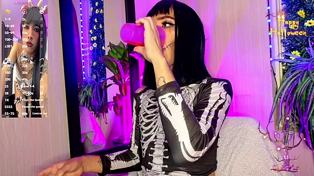 Snapshot of Micaela_Rangel chatting on October 14, 2:12 am Micaela Rangel online show from October 14, 2:12 am