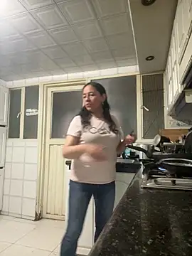 Freya Artemisa online show from March 26, 8:40 pm