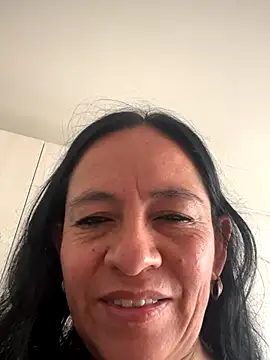 Snapshot of Freya_Artemisa chatting on November 8, 8:23 pm Freya Artemisa online show from November 8, 8:23 pm