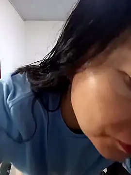 renata hot1 online show from March 13, 8:11 pm