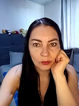 Snapshot of renata_hot1 chatting on May 12, 7:20 pm renata hot1 online show from May 12, 7:20 pm