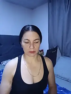 renata hot1 online show from June 14, 12:51 am