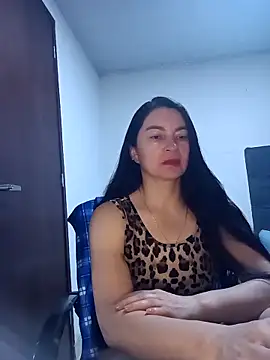 renata hot1 online show from March 3, 2:06 pm