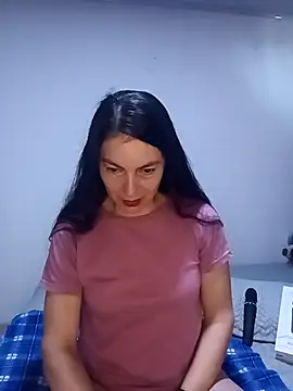 renata hot1 online show from February 2, 7:02 pm