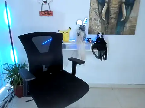 nairobbits online show from October 9, 1:11 pm