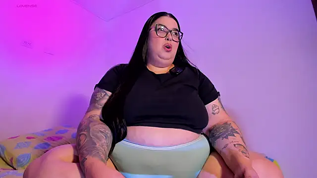 Snapshot of Apriilpeach_ chatting on November 23, 5:34 pm Apriilpeach online show from November 23, 5:34 pm