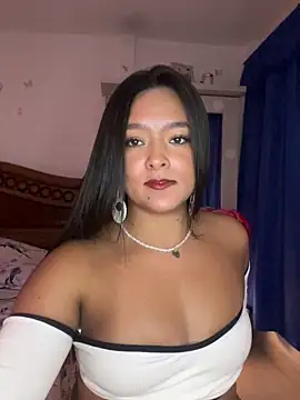 Snapshot of cristina1800 chatting on May 13, 3:46 am cristina1800 online show from May 13, 3:46 am
