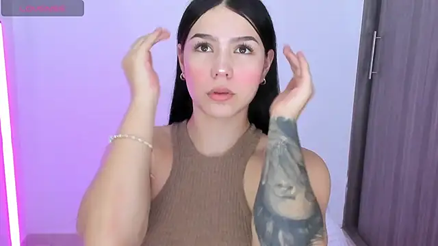 Natasha su  online show from December 18, 10:02 pm