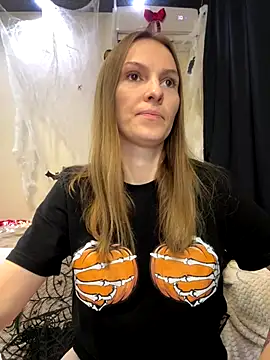 Snapshot of RachelBelI chatting on October 13, 11:38 pm RachelBelI online show from October 13, 11:38 pm
