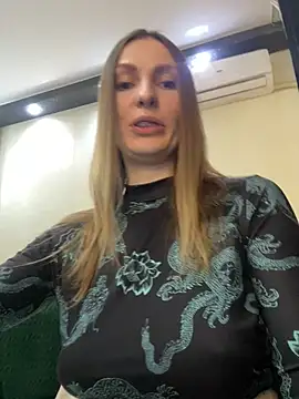 Snapshot of RachelBelI chatting on March 1, 2:15 am RachelBelI online show from March 1, 2:15 am