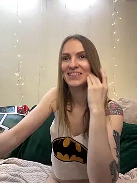 Snapshot of RachelBelI chatting on February 12, 2:24 am RachelBelI online show from February 12, 2:24 am