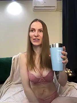 Snapshot of RachelBelI chatting on March 2, 11:17 pm RachelBelI online show from March 2, 11:17 pm