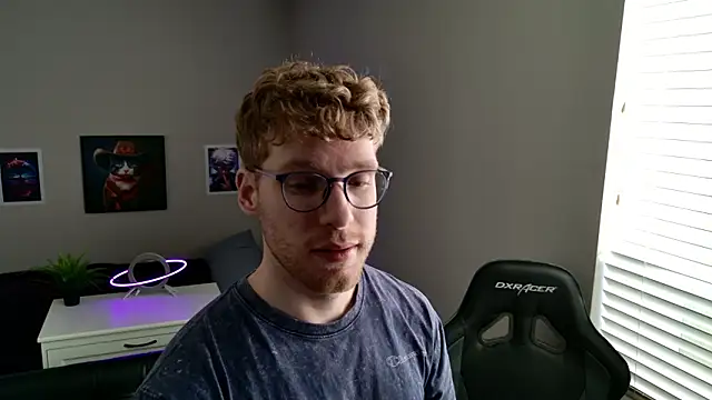 BlueEyedTallGuy94 online show from February 11, 9:03 pm