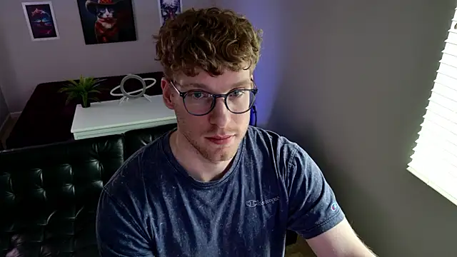 BlueEyedTallGuy94 online show from March 12, 9:08 pm