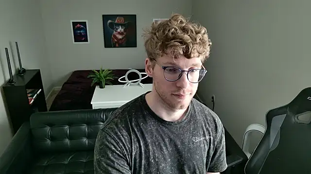 BlueEyedTallGuy94 online show from March 23, 9:14 pm