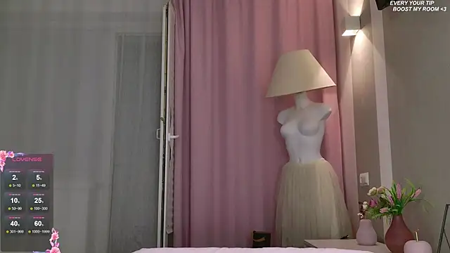 b4by LoL1 online show from October 21, 1:21 pm